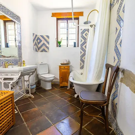 Holiday home A 30 Min Del Puy De Fou Y Toledo Con Piscina, Bbcoa, Ac, Free Wifi, Jardin, Terraza Con Magnificas Vistas Chozas de Canales